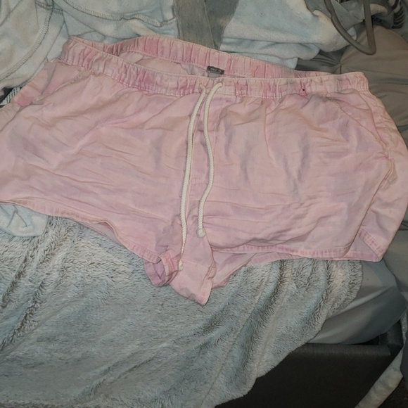 aerie acid wash short